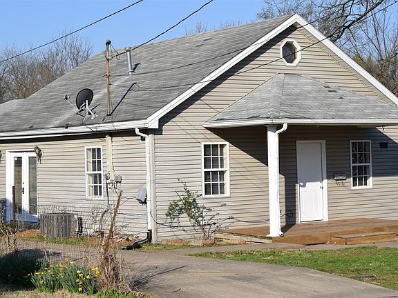 2nd image of 416 Shawnee Ave