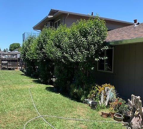 3rd image of 811 W Kettleman Ln