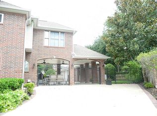 15830 Sylvan Lake Dr, Houston, TX 77062