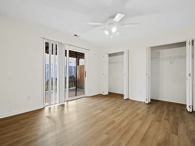 3224 Shore Dr — Photo 24