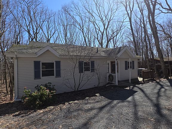 2nd image of 137 Gaskin Dr