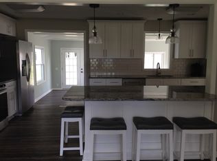 5909 Lake St, Mentor On The Lake, OH 44060