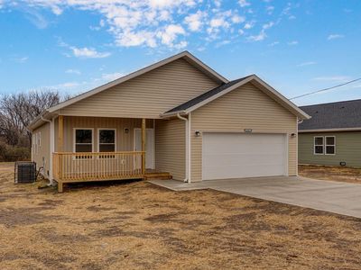 1137a N Dickerson Avenue, Springfield, MO, 65803