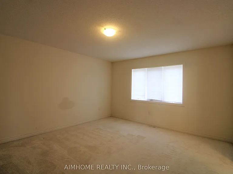 38 Foxberry Rd — Photo 25