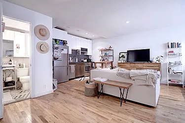 Rented by Urbane Brokerage