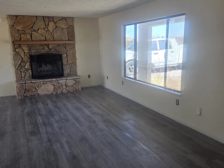 4396 Dos Palmas Rd — Photo 11