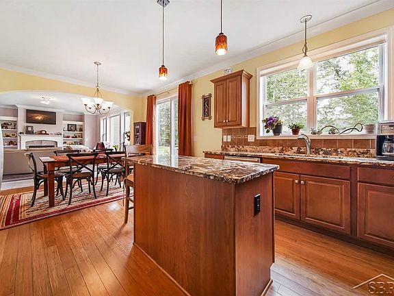 5th image of 7705 Winding Creek Ct