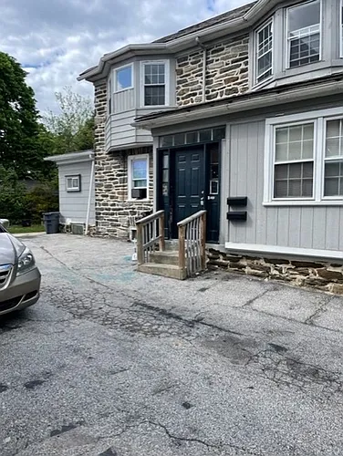 16 Windsor Avenue Photo 1