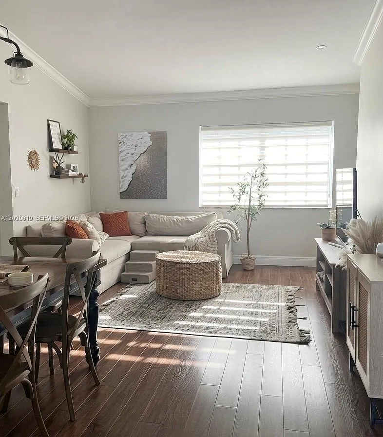 Lago Del Rey Condo — Photo 4