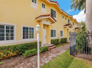 205 NE 4th Ct #211, Hallandale, FL 33009