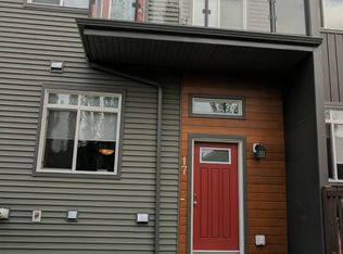 7503 Getty Gate NW #1A, Edmonton, AB T5T 4S8