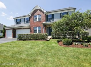 2239 Luther Lowell Ln, Sycamore, IL 60178
