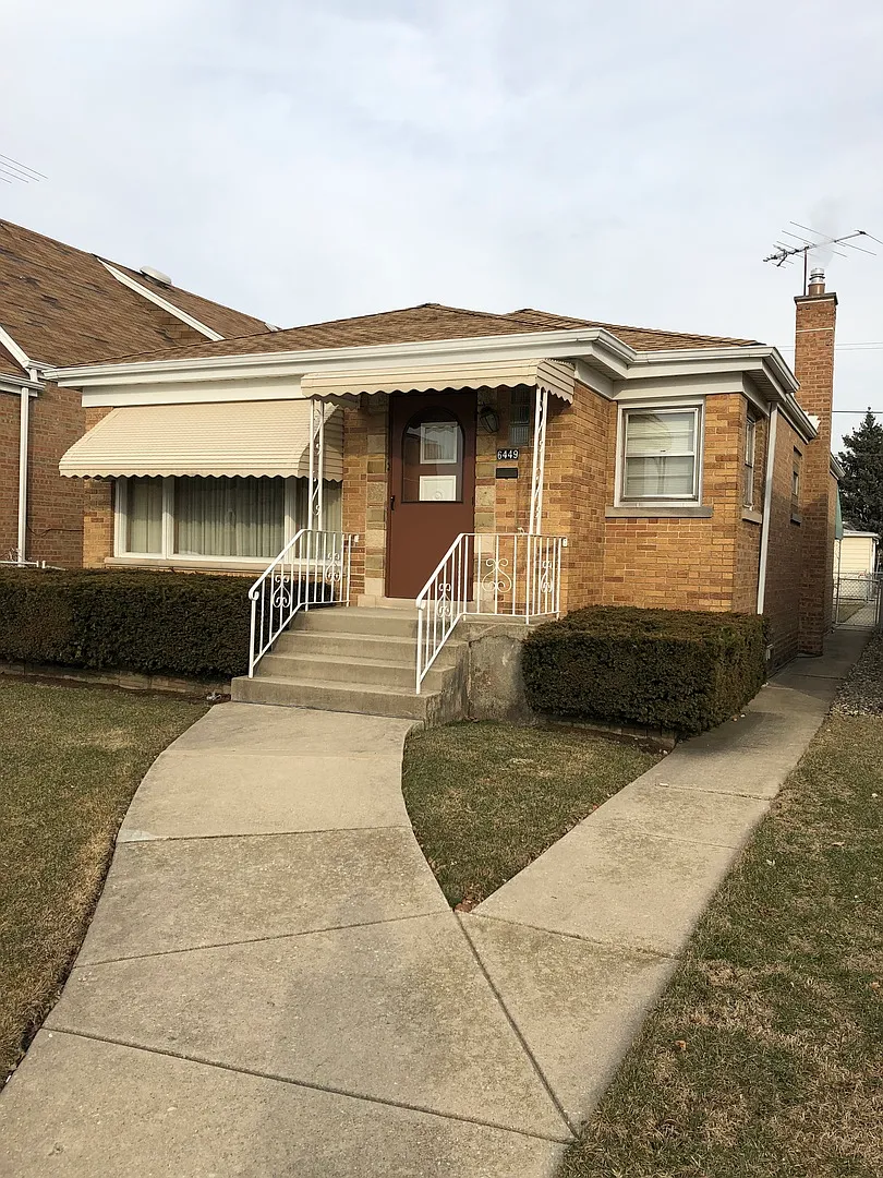 6449 S Kenneth Ave photo 1