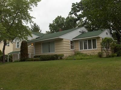 1st image of 1143 Phinney Ave