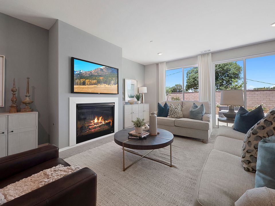 2nd image of 9031 Black Thorn St