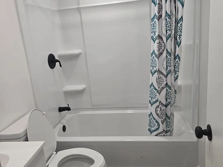 815 Saint Charles Dr — Photo 9