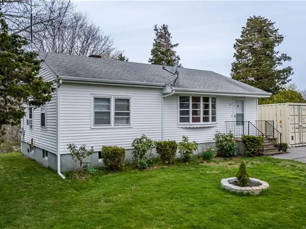 13 Rose Rd, Tiverton, RI 02878