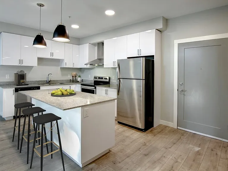 301 Nursery Hill Dr — Photo 8