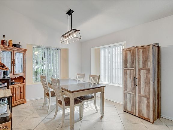 5th image of 337 Washoe Way