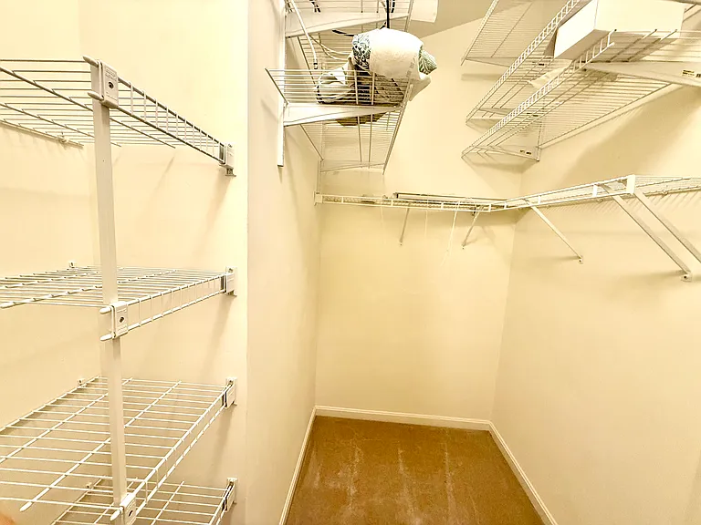 4028 Heatherstone Ct — Photo 21