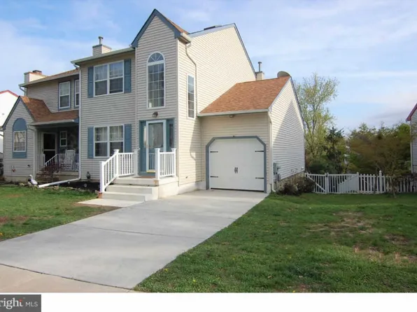 229 Strawbridge Ln, Mullica Hill, NJ 08062