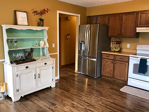 Open concept kitchen 