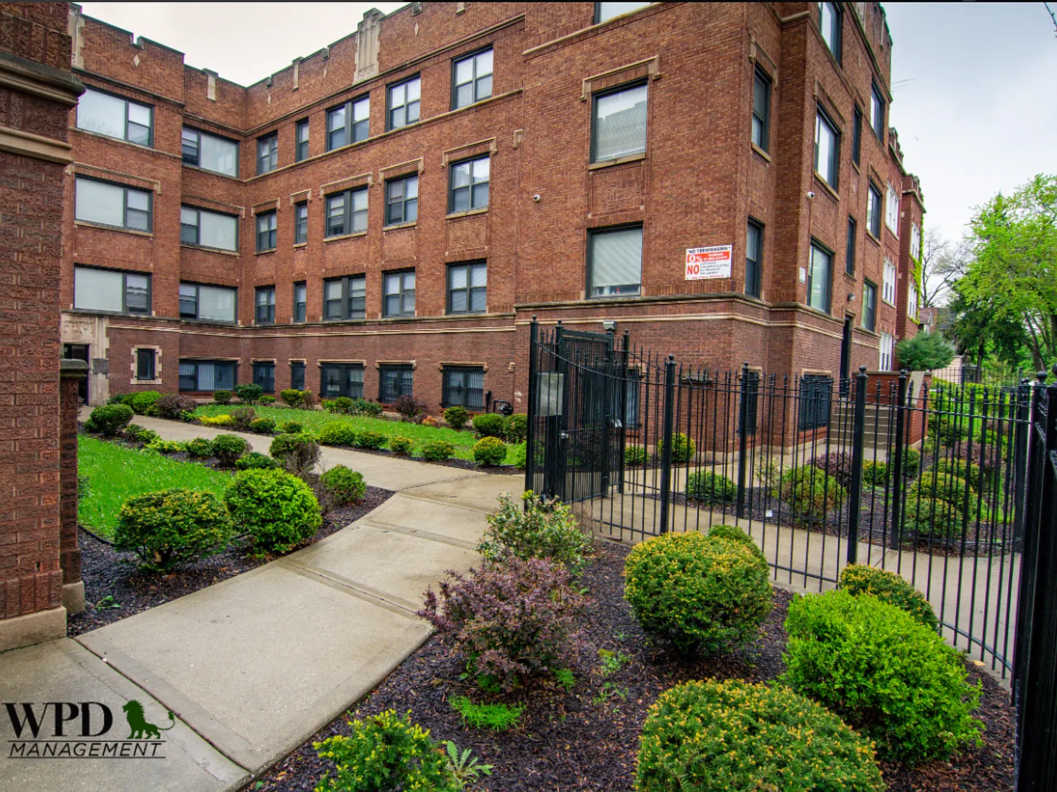 7844 S. Ellis Ave — Photo 2