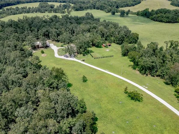 273 Private Dr #315, Salem, MO 65560
