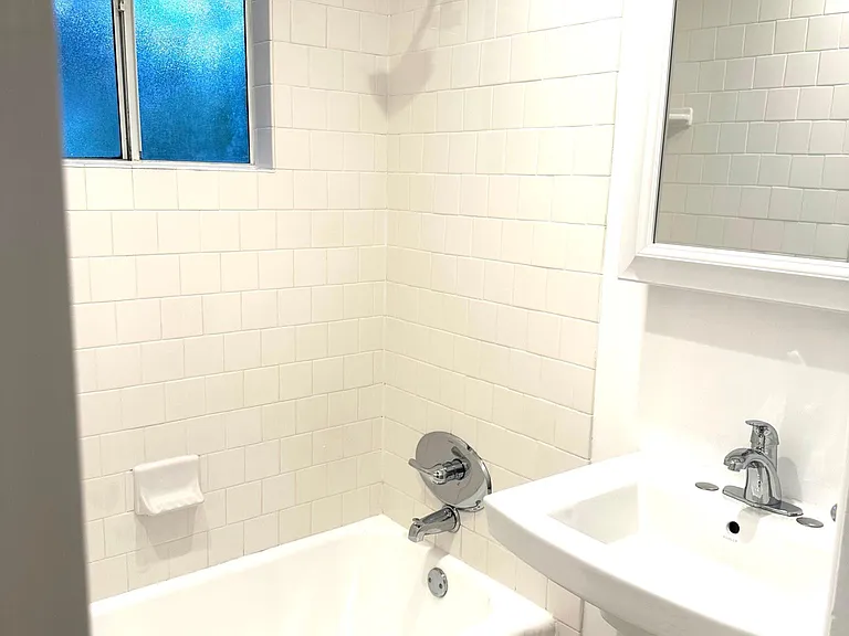 2710 Arizona Ave #B — Photo 3