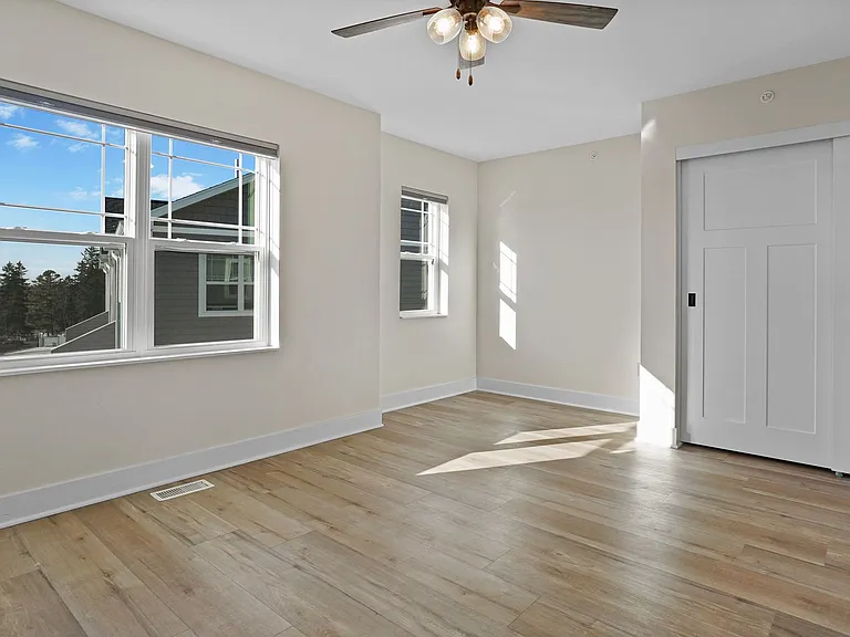 113 Eiche Dr — Photo 10