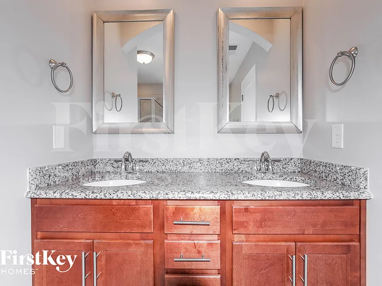 636 Starry Sky Dr — Photo 14