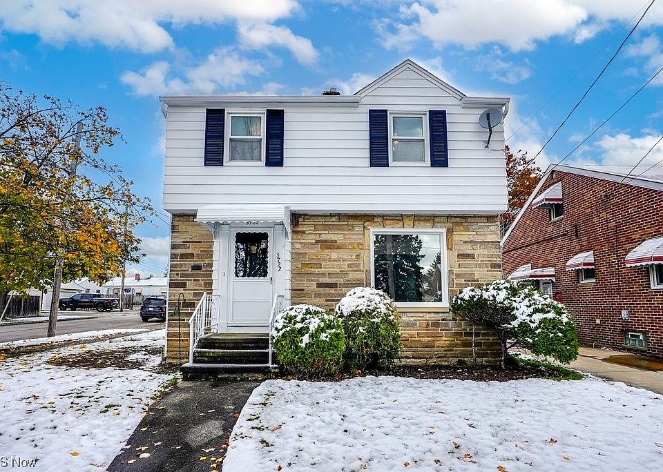 1st image of 5722 Biddulph Ave