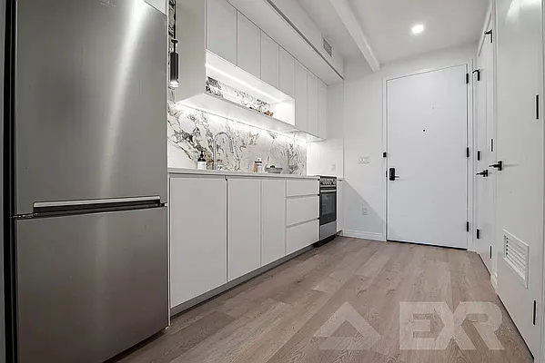 Rented by EXR | media 16