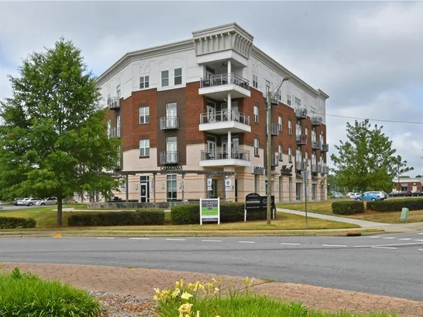 1111-380 S Marshall St, Winston Salem, NC 27101
