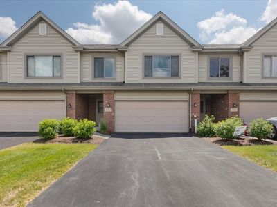 8253 Auburn Ln, Frankfort, IL, 60423
