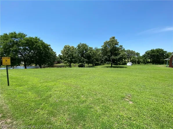 E 1127th Rd, Muldrow, OK 74948