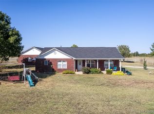 2734 Cardinal Rd, Lone Grove, OK 73443