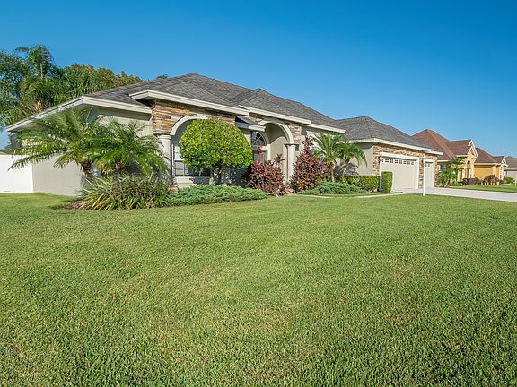 4th image of 7332 Bent Grass Dr