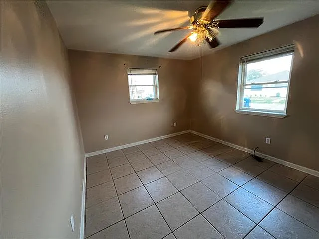 3508 Pakenham Dr — Photo 10