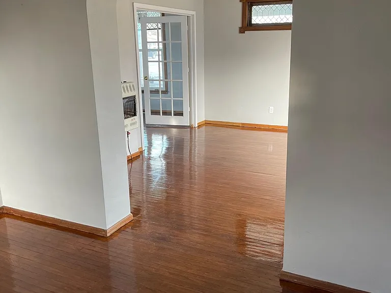 Dining & living room