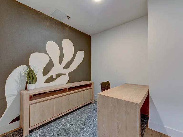 Park South — Photo 29