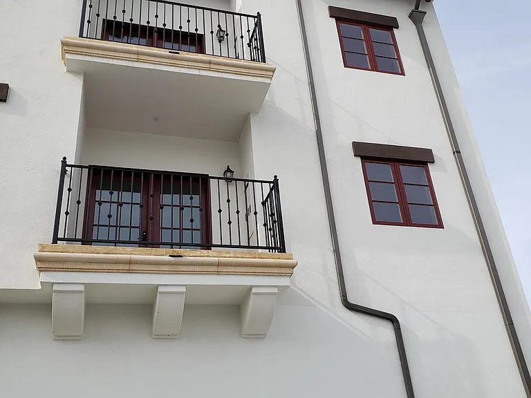 Catalina Luxury Apartments — Photo 18