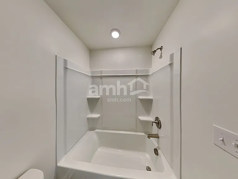 561 Rivermist Dr — Photo 18