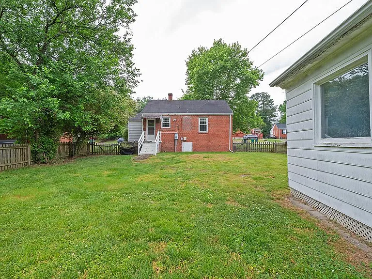 6408 W Grace St — Photo 27