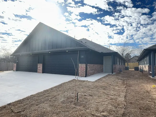1102 NW 113th St, Oklahoma City, OK 73114