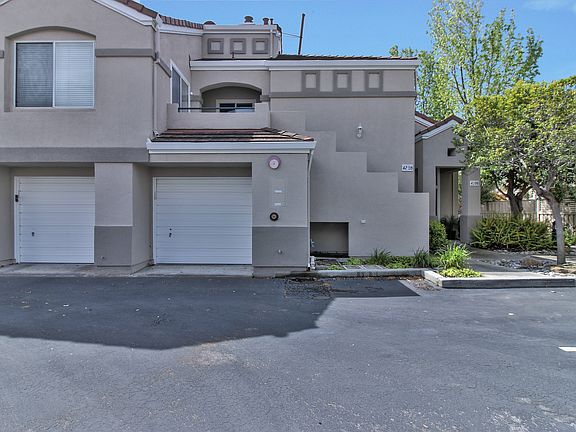 3rd image of 4208 Sophia Way