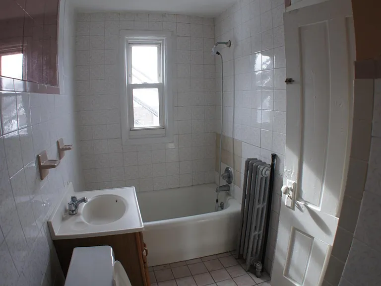 252 E Main St #3 — Photo 10