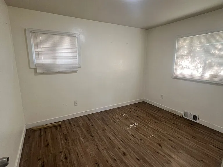 15168 Evergreen Rd #15170 — Photo 2