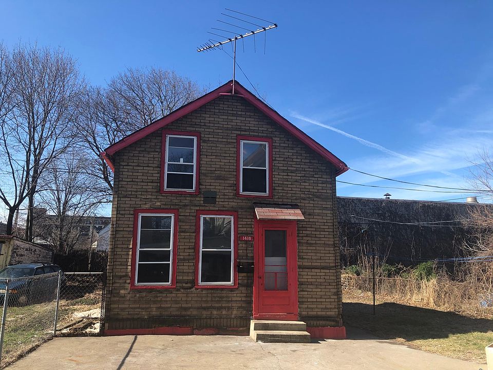 1st image of 1418 E 40th St