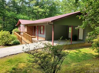 83 Lentz Ln, Spruce Pine, NC 28777